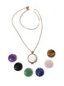 Colar - Relicário 7 Pedras Naturais - ID:5456