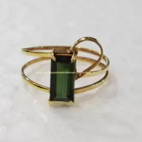 Anel - Turmalina Verde - Ouro - Aro 16 - ID:2526